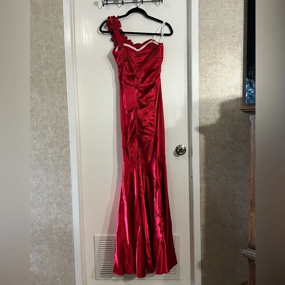 Blondie Nites Silk Red Mermaid Dress - Picture 9 of 9
